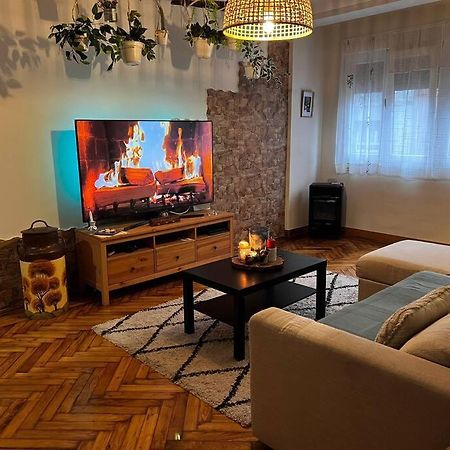 Apartamento Amplio Piso A 400M De La Playa Gijón Exterior foto