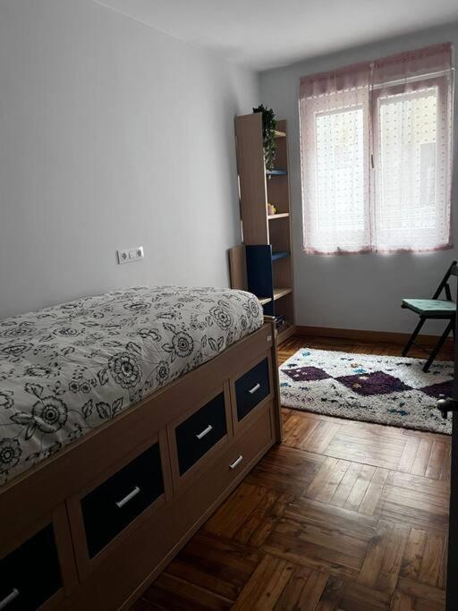 Apartamento Amplio Piso A 400M De La Playa Gijón Exterior foto